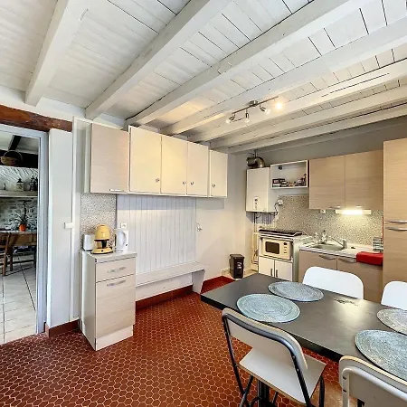 Апартаменты Independant Plein De Charme 2 *