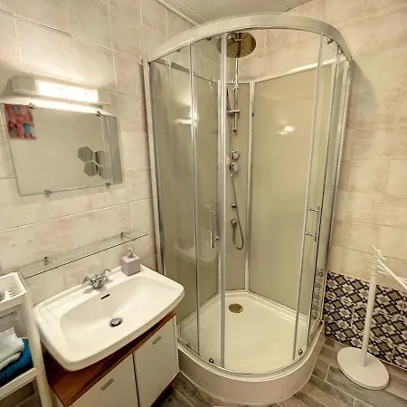 Apartamento Indépendant Plein De Charme 2 *